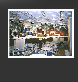 Gr&ouml;&szlig;ere Abbildung eines Messestandes 2